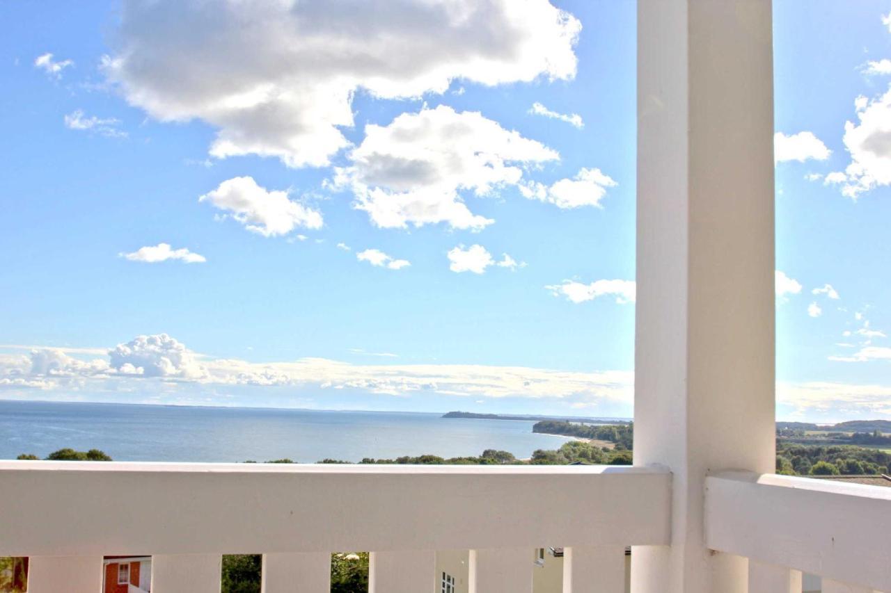 Mit Meerblick Und Balkon, Gratis Nutzung Vom Ahoi Erlebnisbad Und Sauna In Sellin - Meeresblick Fewo 39 Гёрен Экстерьер фото