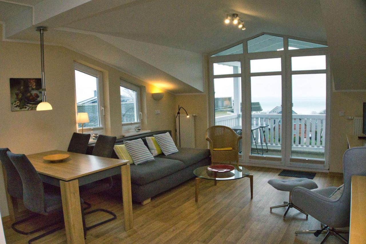 Mit Meerblick Und Balkon, Gratis Nutzung Vom Ahoi Erlebnisbad Und Sauna In Sellin - Meeresblick Fewo 39 Гёрен Экстерьер фото